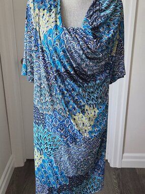 Laura Plus Blue knee length paisley cowl neck dress size 22